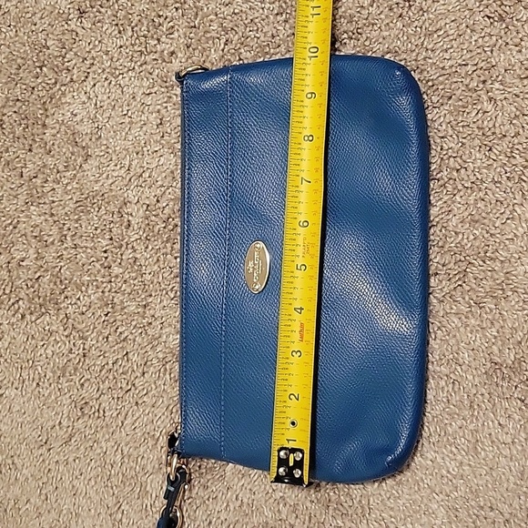 HOST PICK!! Coach Wristlet/Mini Shoulder Convertible Bag - Dark Teal - Picture 4 of 15